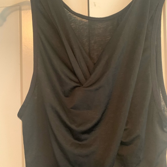 Lululemon tank top - Picture 4 of 4
